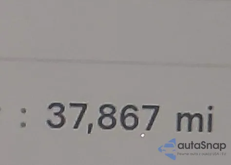 2023 Tesla Model Y Awd/Long Range Dual Motor All-Wheel Drive z USA, uszkodzony, nr VIN 7SAYGDEE8PA176641